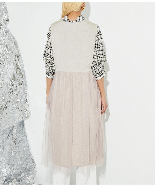 Settimissimo（セッティミッシモ）の「リネンタッチ 切替チュール ロングジレ ベスト（ベスト・レディース・ベージュ/ブラック・M）」の19枚目の写真