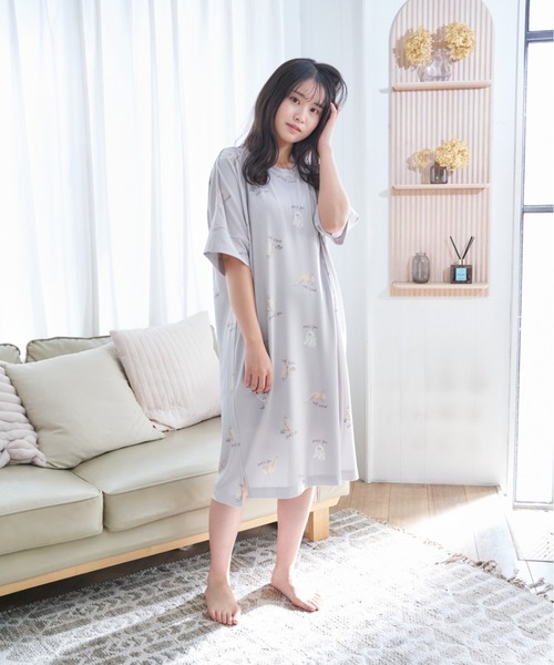 PAUL&JOE（ポールアンドジョー）の「【PAUL&JOE】フルカラーヌネット＆ジプシープリント　半袖ワンピース（ルームウェア/パジャマ・レディース・アイボリー/サックスブルー・M-L）」の2枚目の写真