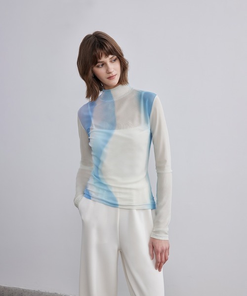 ELOOPS(イーループス)の「【ELOOPS】ニュアンスカラーシアートップス(Tシャツ/カットソー・レディース・ブルー系その他・L/S/M)」の3枚目の写真
