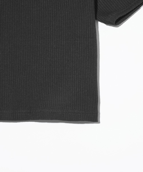 X-girl(エックスガール)の「OVAL LOGO S/S TOP(Tシャツ/カットソー・レディース・マルチ/ブラック/ホワイト/ブラウン・S/M)」の17枚目の写真