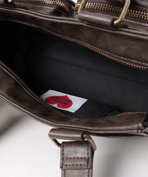 SLY（スライ）の「HinaYoshiharaxSLY POCKET BAG ヒナヨシハラ スライ ポケットバッグ（ハンドバッグ・レディース・ダークブラウン/レッド系その他・FREE）」の5枚目の写真