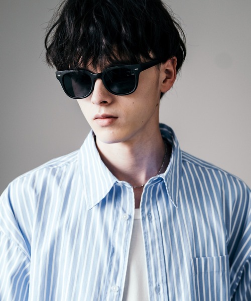 Rocky Monroe(ロッキーモンロー)の「ウェリントンクリア/カラーレンズサングラス(サングラス・メンズ・B/A/H/C/N/M/J/I/G/F/E/D/K/L・FREE)」の3枚目の写真