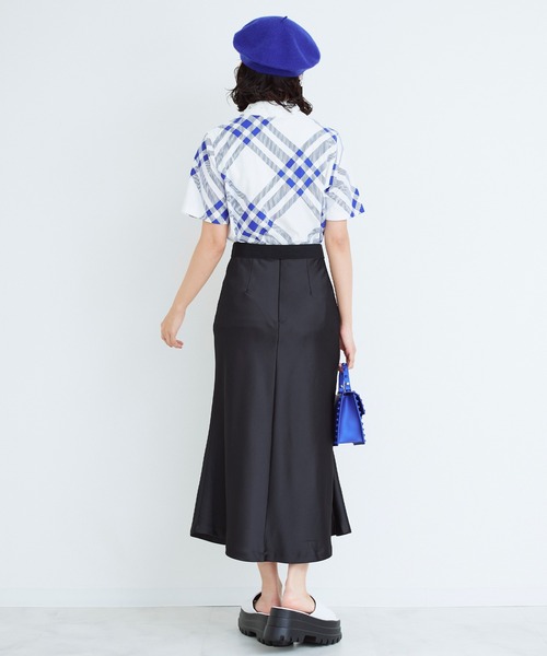 Narcissus（ナルシス）の「サテンフレアロングスカート（スカート・レディース・ブラック/ベージュ・FREE）」の15枚目の写真