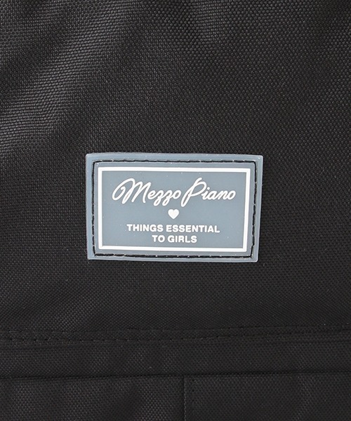 メゾピアノジュニア ラメカラビナつきリュック mezzo piano Junior