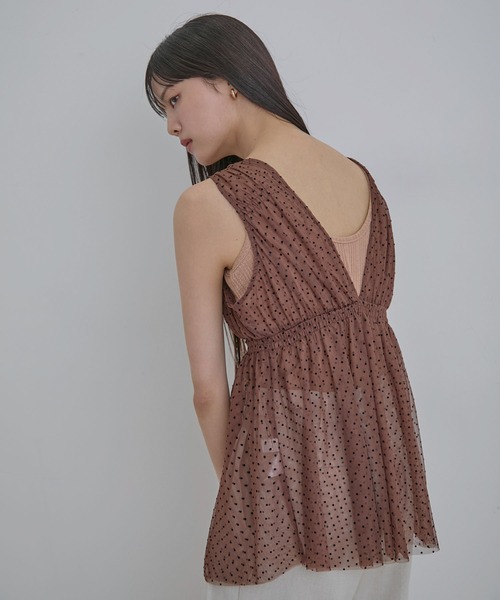 VIS（ビス）の「フロッキードットチュールチュニック（シャツ/ブラウス・レディース・ホワイト/ブラック/ダークブラウン・FREE）」の3枚目の写真