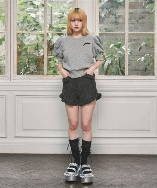 FickleBebe(フィクルベベ)の「パフスリーブフリーストップス(Tシャツ/カットソー・レディース・グレー/ブラック・FREE)」の22枚目の写真