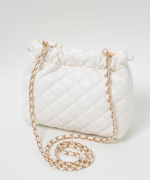 WEGO（ウィゴー）の「WEGO/サイドリボンキルティングショルダー（ショルダーバッグ・レディース・ホワイト/ブラック・FREE）」の6枚目の写真