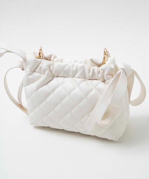 WEGO（ウィゴー）の「WEGO/サイドリボンキルティングショルダー（ショルダーバッグ・レディース・ホワイト/ブラック・FREE）」の7枚目の写真