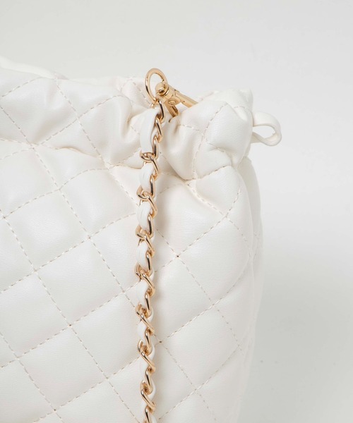 WEGO（ウィゴー）の「WEGO/サイドリボンキルティングショルダー（ショルダーバッグ・レディース・ホワイト/ブラック・FREE）」の11枚目の写真