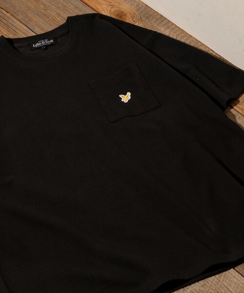 LYLE&SCOTT(ライルアンドスコット)の「Lyle&Scott/ライルアンドスコット 別注 リラックスフィット ワンポイントロゴ カノコ クルーネックTシャツ(Tシャツ/カットソー・メンズ・ホワイト/ブラック/その他・SMALL/MEDIUM/LARGE)」の3枚目の写真