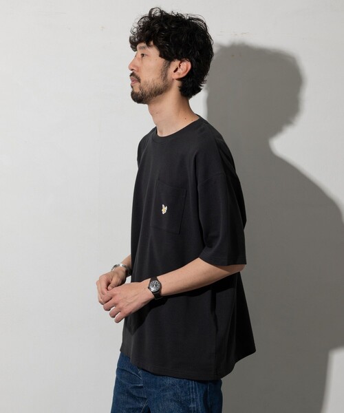 LYLE&SCOTT(ライルアンドスコット)の「Lyle&Scott/ライルアンドスコット 別注 リラックスフィット ワンポイントロゴ カノコ クルーネックTシャツ(Tシャツ/カットソー・メンズ・ホワイト/ブラック/その他・SMALL/MEDIUM/LARGE)」の4枚目の写真