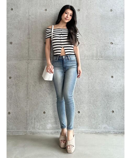 GYDA（ジェイダ）の「HEMスリットオフショルニットトップス（ニット/セーター・レディース・ブラック/その他1/レッド・FREE）」の6枚目の写真