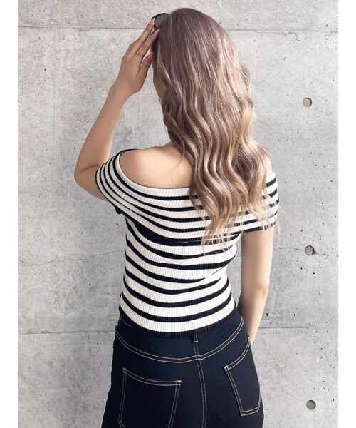 GYDA（ジェイダ）の「HEMスリットオフショルニットトップス（ニット/セーター・レディース・ブラック/その他1/レッド・FREE）」の11枚目の写真