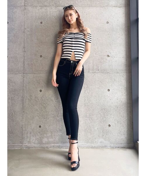 GYDA（ジェイダ）の「HEMスリットオフショルニットトップス（ニット/セーター・レディース・ブラック/その他1/レッド・FREE）」の15枚目の写真