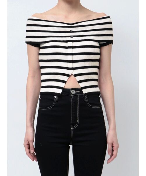 GYDA（ジェイダ）の「HEMスリットオフショルニットトップス（ニット/セーター・レディース・ブラック/その他1/レッド・FREE）」の17枚目の写真