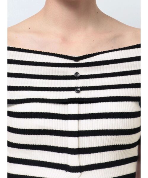 GYDA（ジェイダ）の「HEMスリットオフショルニットトップス（ニット/セーター・レディース・ブラック/その他1/レッド・FREE）」の20枚目の写真