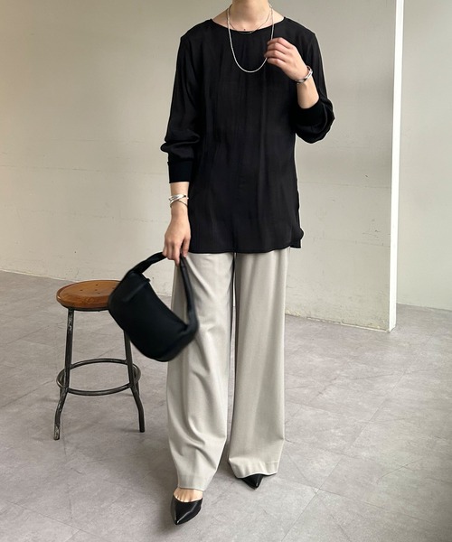 SHENERY（シーナリー）の「バックボタンシアーチュニック（シャツ