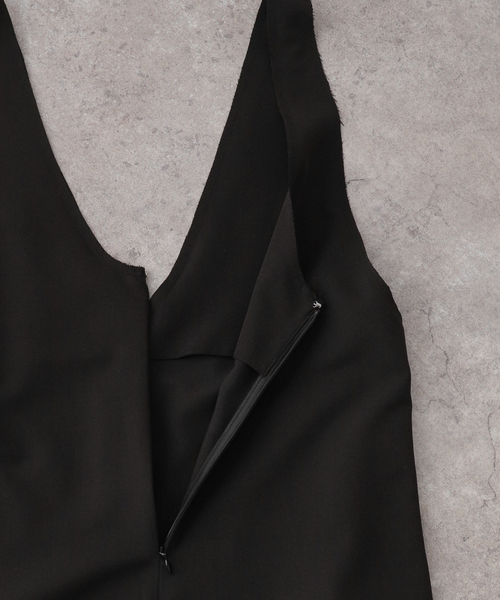 SLOBE IENA（スローブイエナ）の「《WEB限定》petite Vネック