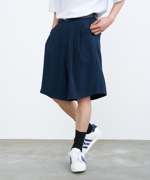 SINSS（シンス）の「Wide slacks shorts / ワイドスラックスショーツ（その他パンツ・メンズ・ブラック/ネイビー・LARGE/MEDIUM/SMALL）」の2枚目の写真