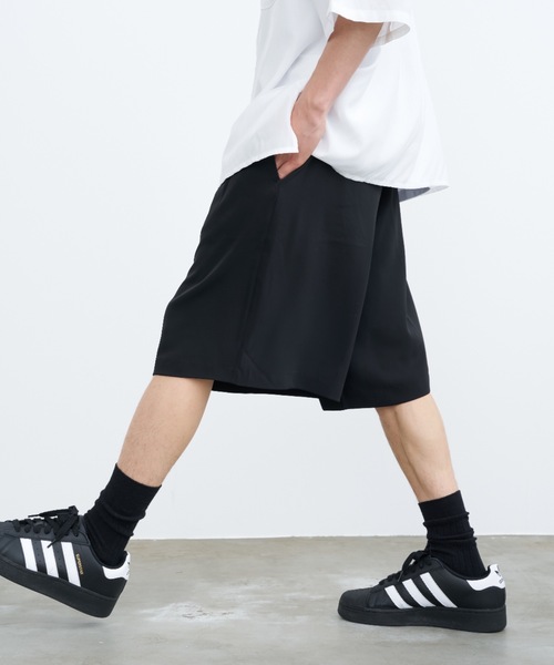 SINSS（シンス）の「Wide slacks shorts / ワイドスラックスショーツ（その他パンツ・メンズ・ブラック/ネイビー・LARGE/MEDIUM/SMALL）」の15枚目の写真