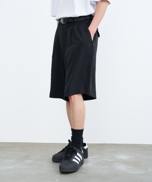 SINSS（シンス）の「Wide slacks shorts / ワイドスラックスショーツ（その他パンツ・メンズ・ブラック/ネイビー・LARGE/MEDIUM/SMALL）」の5枚目の写真