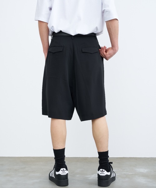 SINSS（シンス）の「Wide slacks shorts / ワイドスラックスショーツ（その他パンツ・メンズ・ブラック/ネイビー・LARGE/MEDIUM/SMALL）」の10枚目の写真