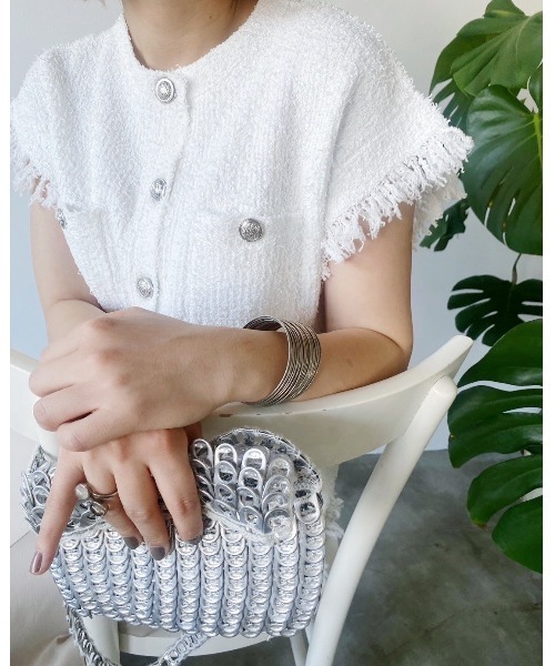 Torrazzo Donna（トラッゾドンナ）の「ファンシーヤーンニットベスト（ベスト・レディース・ブラック/杢グレー・FREE）」の11枚目の写真