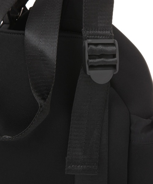 BAYFLOW（ベイフロー）の「[リュックとトート2WAY仕様]ボンディングデイパック（バックパック/リュック・レディース・ブラック/グレー・FREE）」の17枚目の写真