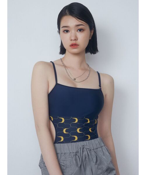 EMODA（エモダ）の「カットアウトタイワンピーススイムウェアー（水着・レディース・グレー/その他・FREE）」の17枚目の写真