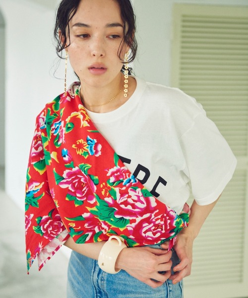 THEATRE PRODUCTS（シアタープロダクツ）の「フラワープリントスカーフ（ストール/ショール・レディース・グリーン/ブルー/レッド・FREE）」の13枚目の写真
