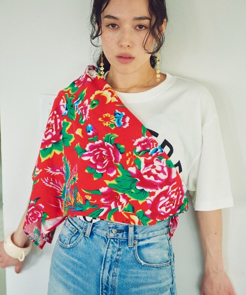 THEATRE PRODUCTS（シアタープロダクツ）の「フラワープリントスカーフ（ストール/ショール・レディース・グリーン/ブルー/レッド・FREE）」の15枚目の写真