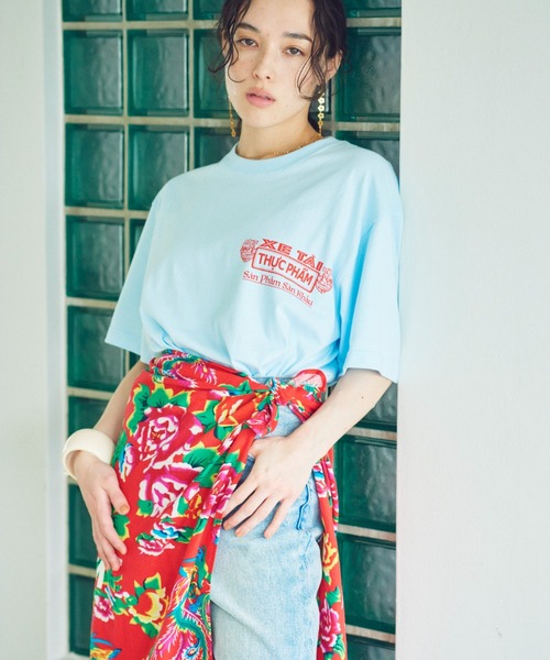 THEATRE PRODUCTS（シアタープロダクツ）の「フラワープリントスカーフ（ストール/ショール・レディース・グリーン/ブルー/レッド・FREE）」の6枚目の写真