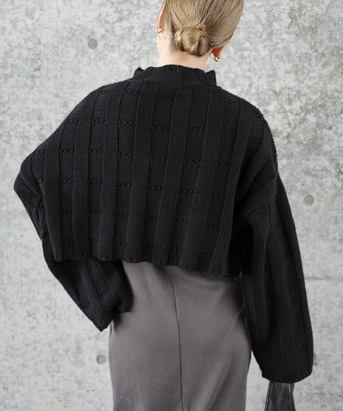 select MOCA by son(セレクトモカバイソン)の「リンクスストライプクロップドニット(ニット/セーター・レディース・チャコールグレー/アイボリー/ブラック/グレイッシュベージュ・FREE)」の17枚目の写真