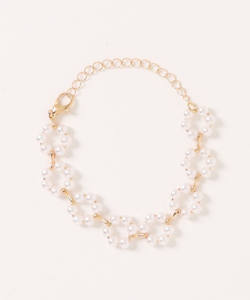 apres jour（アプレジュール）の「【apres jour×ARIAZ】フラワーデザインブレスレット（ブレスレット・レディース・ホワイト・FREE）」の4枚目の写真