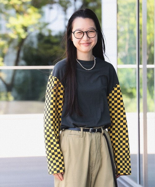 BEAMS BOY（ビームスボーイ）の「チェッカープリント ロングスリーブ Tシャツ（Tシャツ/カットソー・レディース・ホワイト系その他7/ブラック・ONE SIZE）」の19枚目の写真