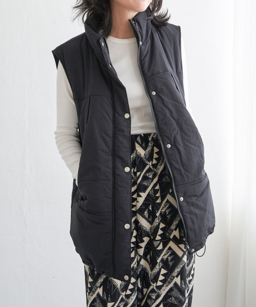 VENCEEXCHANGE（ヴァンスエクスチェンジ）の「ナイロン中綿ベスト（ダウンベスト・レディース・オフホワイト/カーキ/ブラック・M）」の14枚目の写真