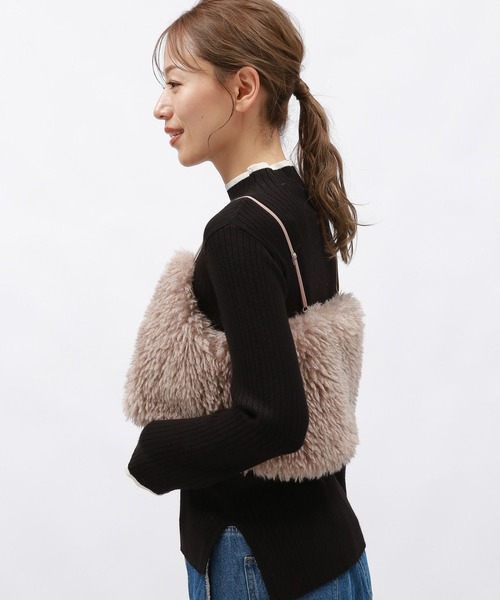 LAKOLE（ラコレ）の「シープファービスチェ / 129629（ベスト・レディース・チャコールグレー/アイボリー/モカ・FREE）」の16枚目の写真