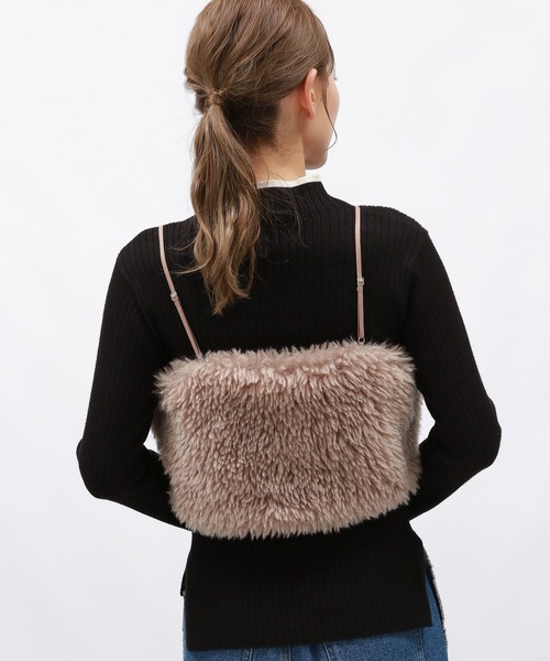 LAKOLE（ラコレ）の「シープファービスチェ / 129629（ベスト・レディース・チャコールグレー/アイボリー/モカ・FREE）」の15枚目の写真