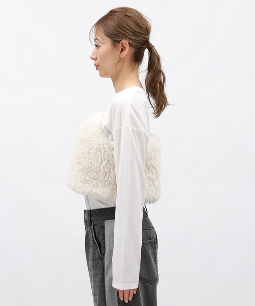 LAKOLE（ラコレ）の「シープファービスチェ / 129629（ベスト・レディース・チャコールグレー/アイボリー/モカ・FREE）」の13枚目の写真