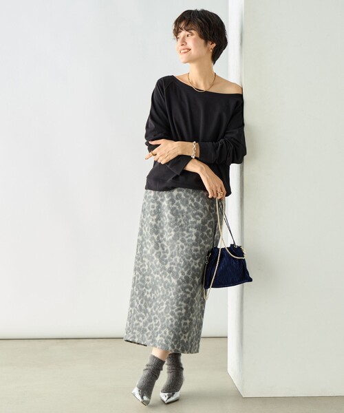 Rie Miller(リエミラー)の「ワイドネックミニ裏毛プルオーバーカットソー(Tシャツ/カットソー・レディース・ライトグレー/ブラック・38)」の20枚目の写真