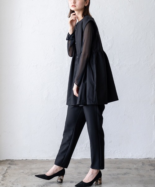 VitaFelice（ヴィータフェリーチェ）の「ペプラムギャザーベスト セレモニー セットアップ対応 別売り 入園式 入園式 卒園式 卒業式（ベスト・レディース・ブラック/ネイビー/サンドベージュ・M/L）」の14枚目の写真