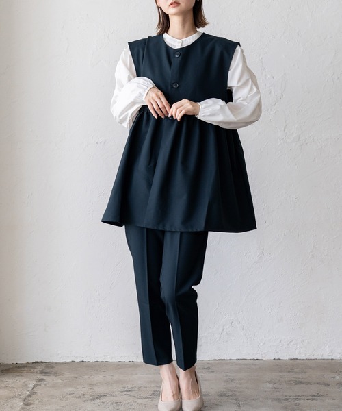 VitaFelice（ヴィータフェリーチェ）の「ペプラムギャザーベスト セレモニー セットアップ対応 別売り 入園式 入園式 卒園式 卒業式（ベスト・レディース・ブラック/ネイビー/サンドベージュ・M/L）」の22枚目の写真