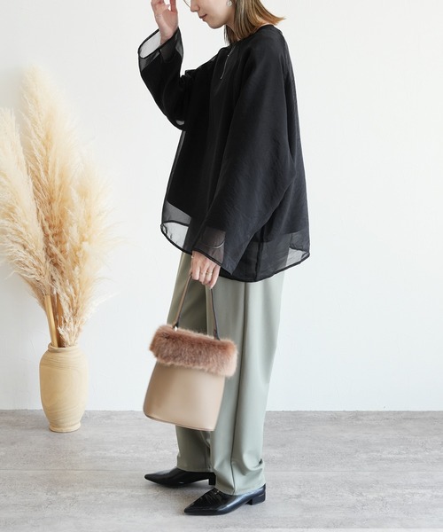 reca(レカ)の「オーガンジー重ねラグランプルオーバー(その他トップス・レディース・グレイッシュベージュ/ブラック/ブラウン・FREE)」の7枚目の写真