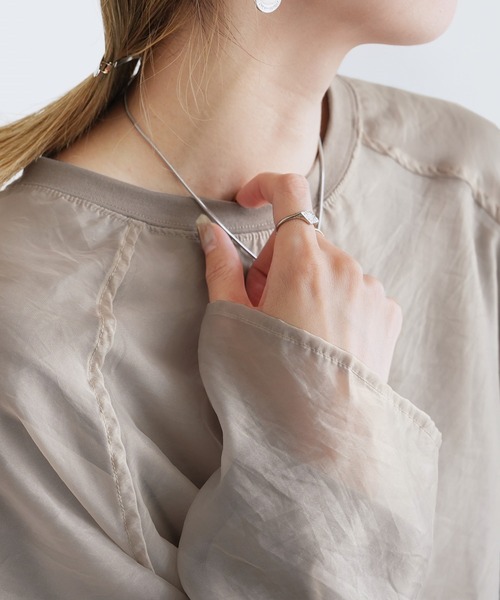 reca(レカ)の「オーガンジー重ねラグランプルオーバー(その他トップス・レディース・グレイッシュベージュ/ブラック/ブラウン・FREE)」の15枚目の写真