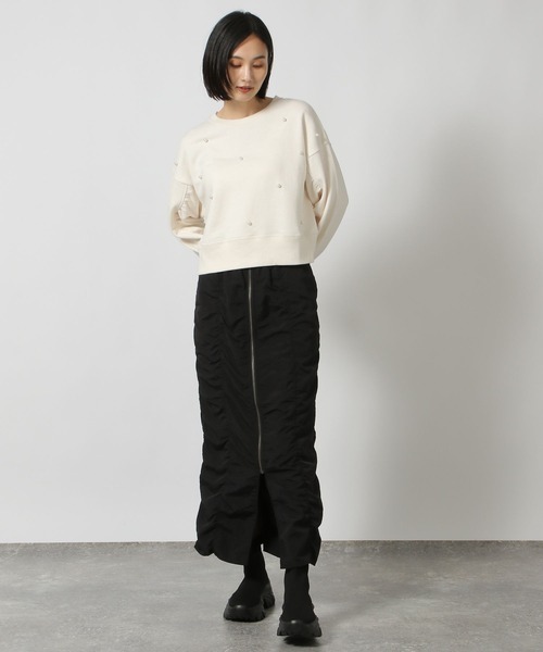 LAKOLE（ラコレ）の「パール裏毛ギャザープルオーバー / 150635（スウェット・レディース・アイボリー/グレー/ネイビー・FREE）」の5枚目の写真