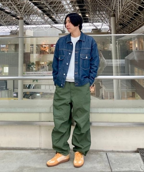 B:MING by BEAMS（ビーミングバイビームス）の「スーパーヘビーウエイト クルーネック カットソー（Tシャツ/カットソー・メンズ・ブルー/オフホワイト/ネイビー/ブラック/オリーブ・S/M/L/XL）」の8枚目の写真
