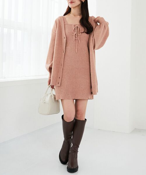 MAJESTIC LEGON(マジェスティックレゴン)の「カーデセットミニニットワンピ(ワンピース・レディース・チャコールグレー/アイボリー/ピンクベージュ・MEDIUM)」の18枚目の写真