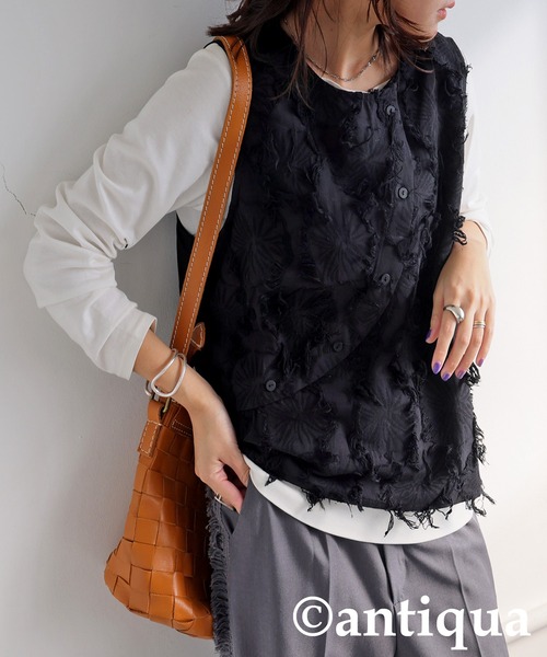 antiqua(アンティカ)の「ジャガードベスト風トップス(その他トップス・レディース・ブラック/アイボリー・ONESIZE)」の2枚目の写真