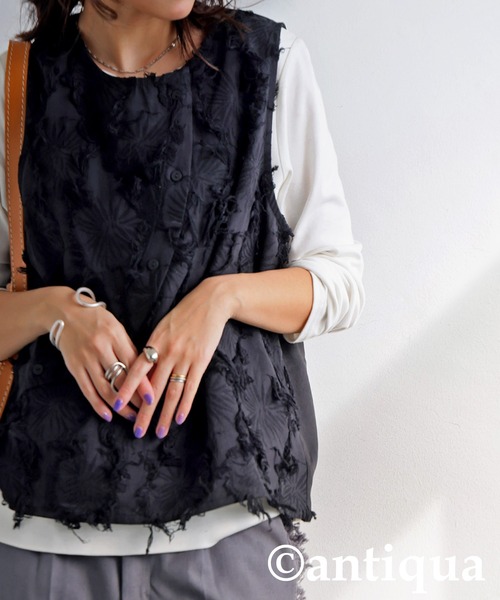 antiqua(アンティカ)の「ジャガードベスト風トップス(その他トップス・レディース・ブラック/アイボリー・ONESIZE)」の9枚目の写真