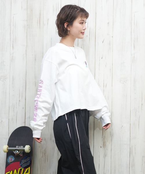 SANTA CRUZ(サンタクルーズ)の「SANTACRUZ/サンタクルーズ クロップド丈ロンT 502251432(Tシャツ/カットソー・レディース・ベージュ/ホワイト/ライトブラック・L/M)」の5枚目の写真
